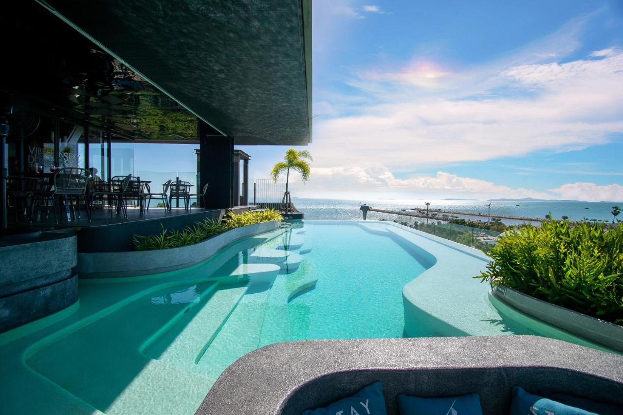 Cross Vibe Pattaya Seaphere Na Chom Thian Eksteriør billede